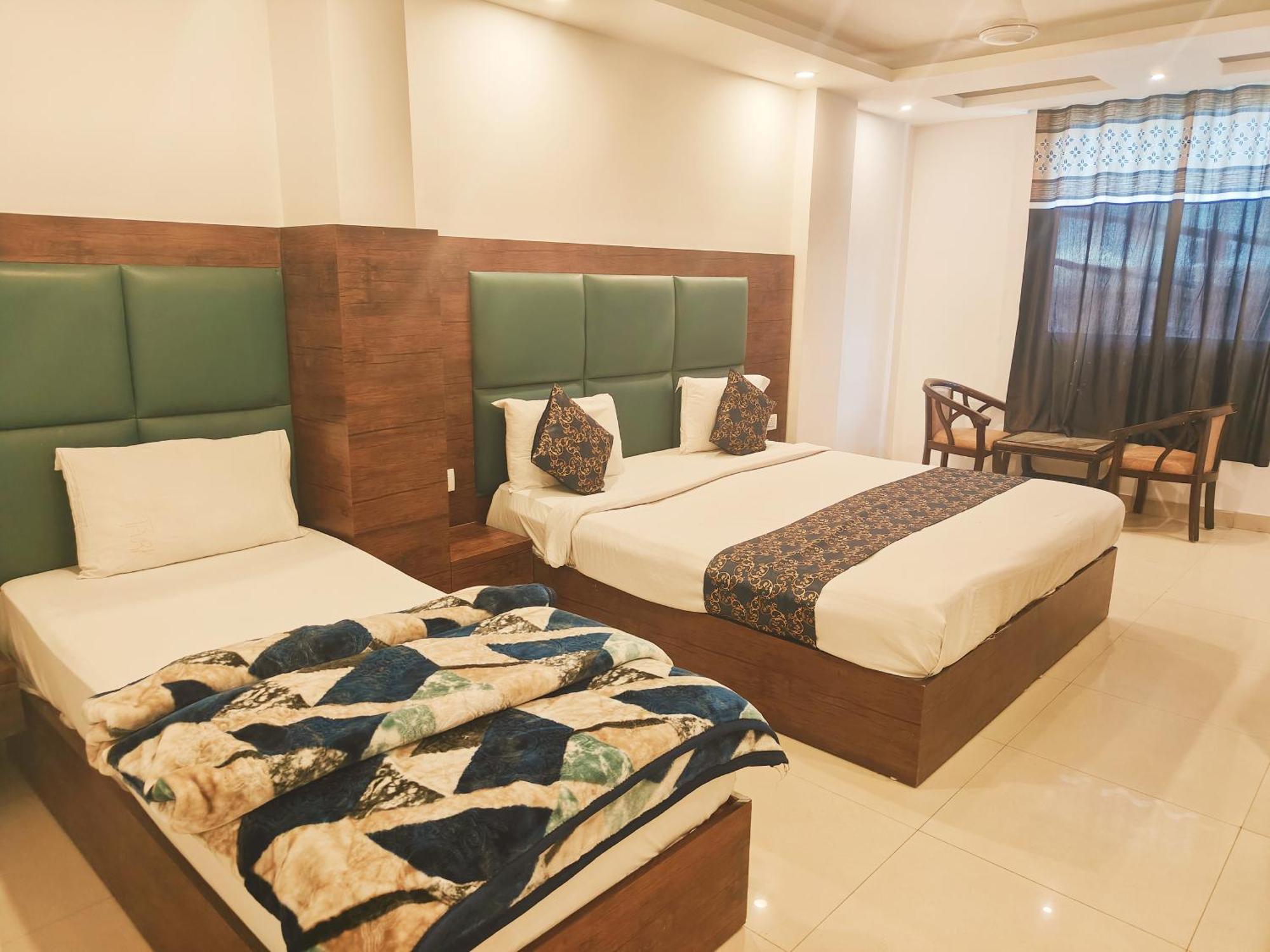 Hotel De Tark A Family Hotel Near Igi Airport Delhi Neu-Delhi Exterior foto